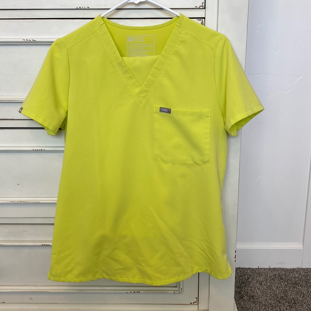 Neon Yellow Figs scrub set
